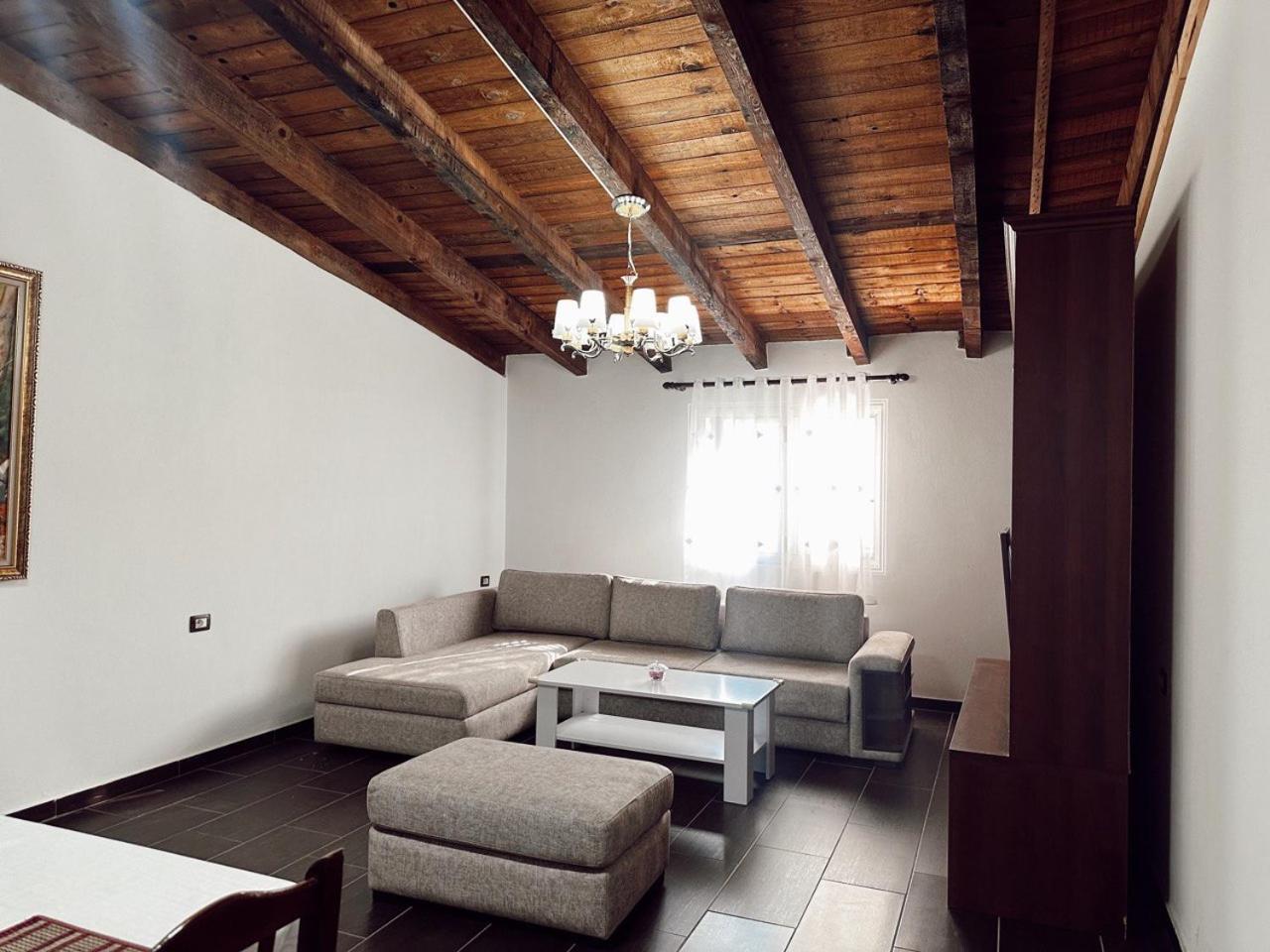 Oa'S Beach Apartment Vlorë Εξωτερικό φωτογραφία