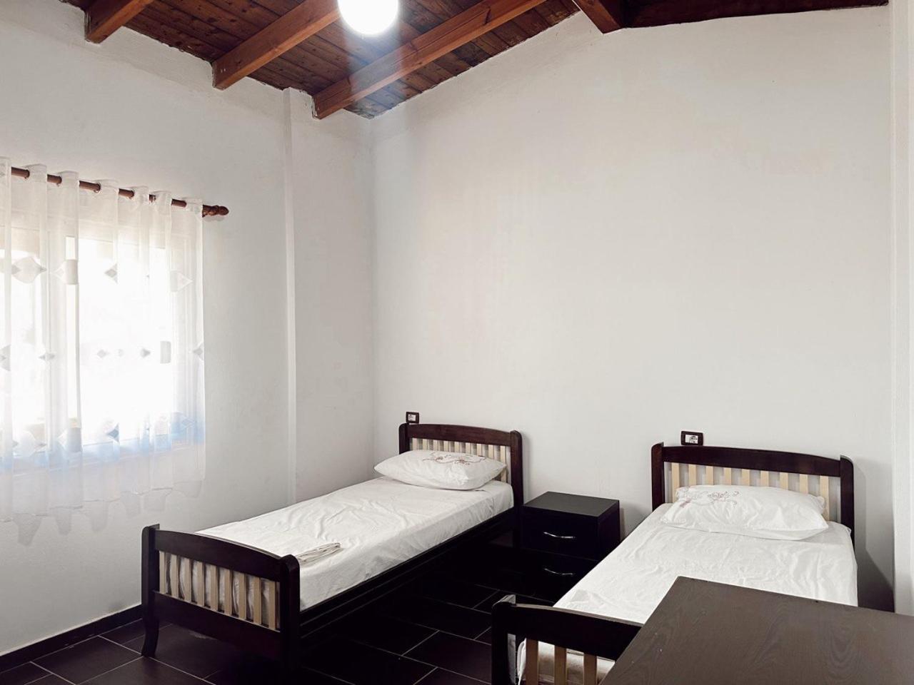 Oa'S Beach Apartment Vlorë Εξωτερικό φωτογραφία