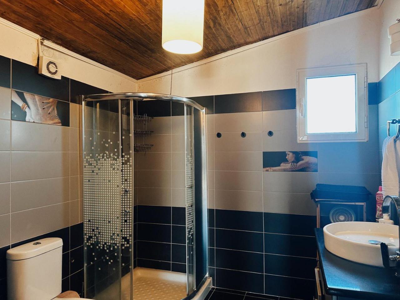 Oa'S Beach Apartment Vlorë Εξωτερικό φωτογραφία