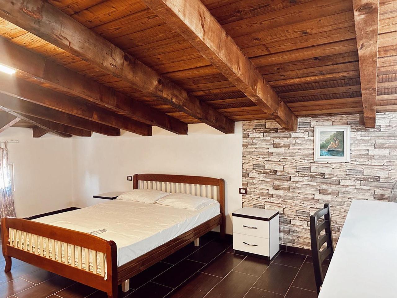 Oa'S Beach Apartment Vlorë Εξωτερικό φωτογραφία